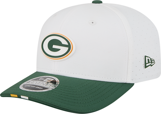 Men's Green Bay Packers New Era White/Green 2025 NFL Training Camp 9SEVENTY Adjustable Hat