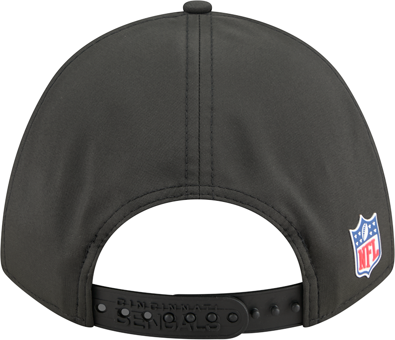 Men's Cincinnati Bengals New Era Black 2025 NFL Sideline Heat 9FORTY M-Crown Adjustable Hat