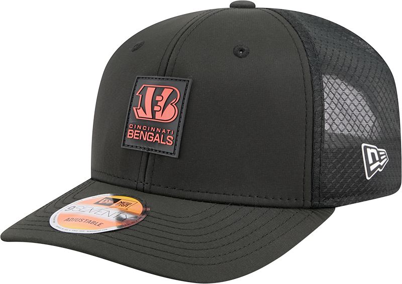 Men's Cincinnati Bengals New Era Black 2025 Sideline 9SEVENTY Trucker Adjustable Hat
