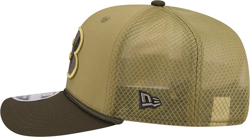 Men's Cincinnati Bengals New Era Green 2025 Salute To Service Sideline 9SEVENTY Trucker Adjustable Hat